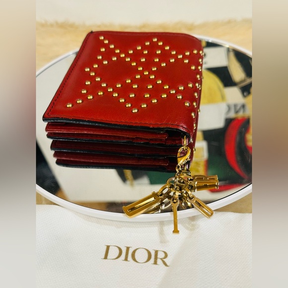 🔥 CHRISTIAN DIOR STUD BIFOLDD COMPACT WALLET w/Dust Bag - Picture 3 of 11